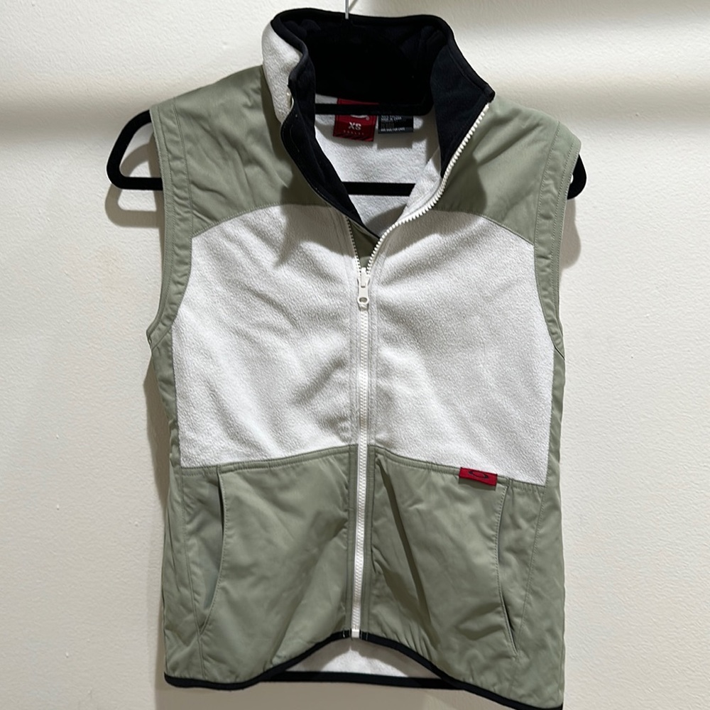 Oakley winter snow vest